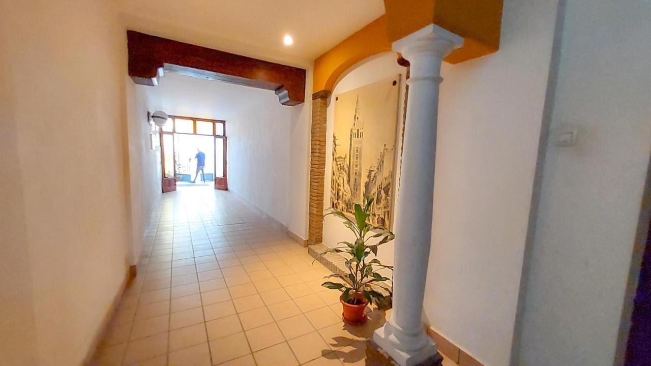 Apartamento Rubens Suite Atico Севилья Экстерьер фото