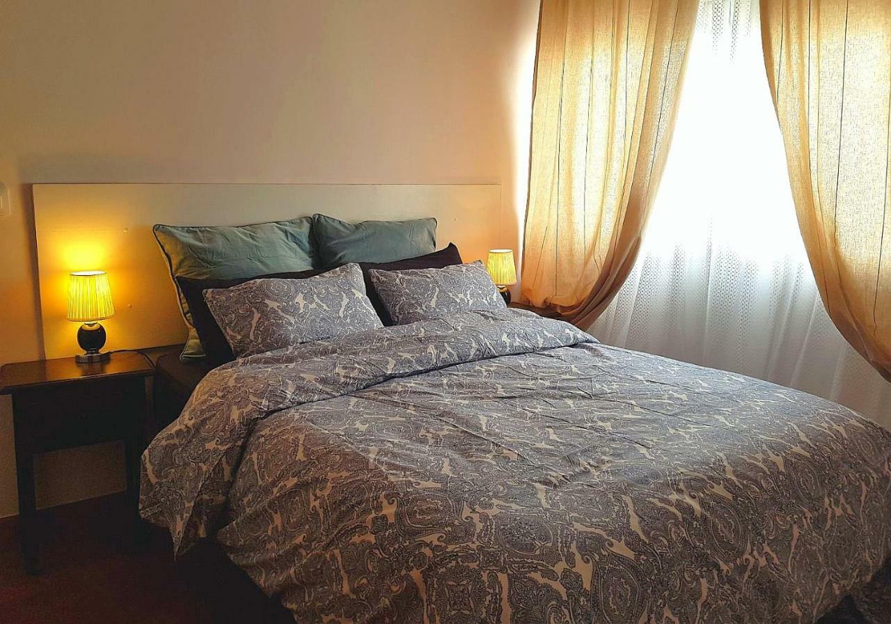 Apartamento Rubens Suite Atico Севилья Экстерьер фото